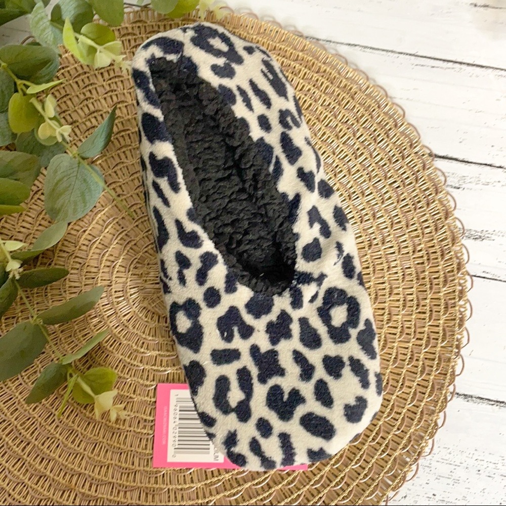 Isaac Mizrahi | Leopard Print Slippers Medium NWT Fleece Lined Cozy House Shoes - Picture 7 of 8